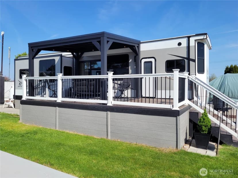 Property photo for 7037 Hwy 262 #2, Othello