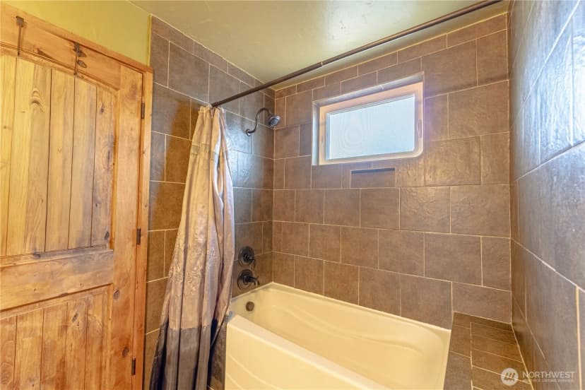 Property photo for 8102 Silva Avenue Se, Snoqualmie photo 10