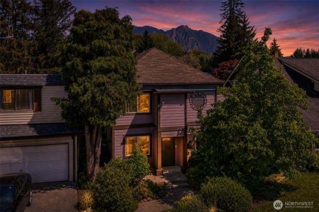 Property photo for 8102 Silva Avenue Se, Snoqualmie