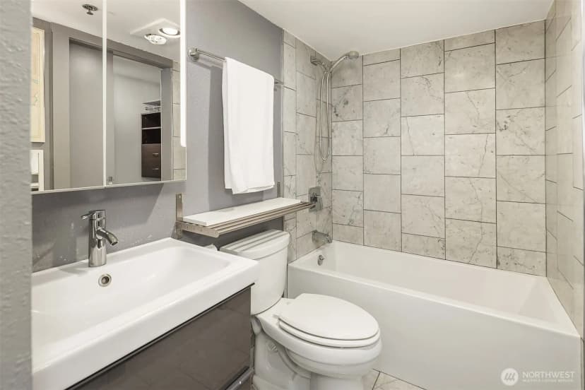 Property photo for 121 Vine Street #2506, Seattle photo 14