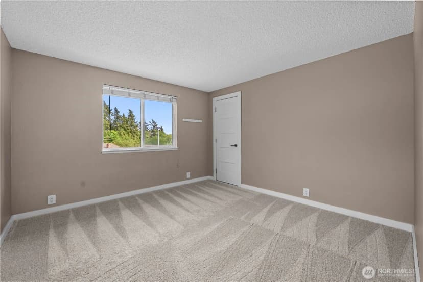Property photo for 3706 S 256th Court, Kent photo 31