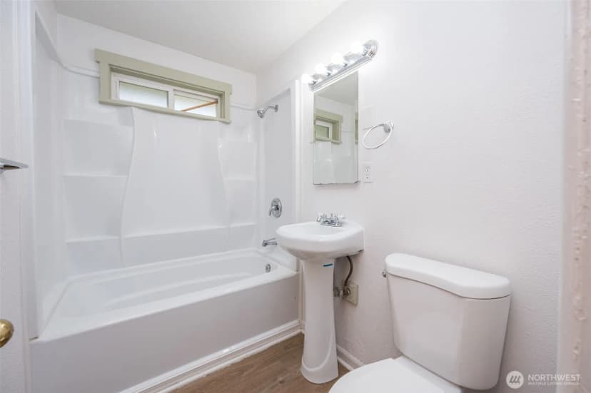 Property photo for 6521 S Park Ave, Tacoma photo 14