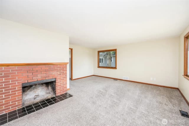 Property photo for 6521 S Park Ave, Tacoma photo 3
