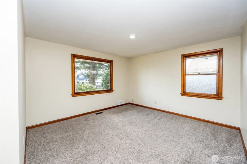 Property photo for 6521 S Park Ave, Tacoma photo 10