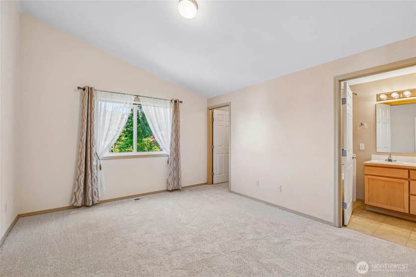 Property photo for 7315 61st Place Ne, Marysville photo 16
