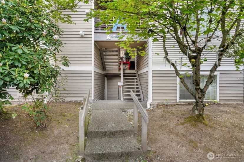 Property photo for 1009 112th Street Se #a306, Everett photo 30