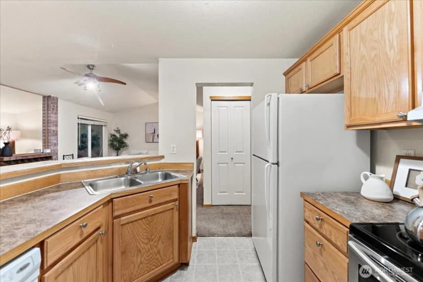 Property photo for 1009 112th Street Se #a306, Everett photo 18