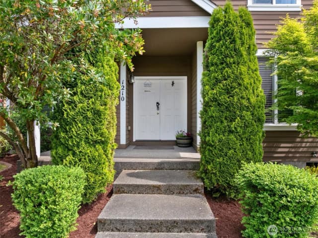 Property photo for 1210 Blue Jay Avenue Sw, Orting photo 3