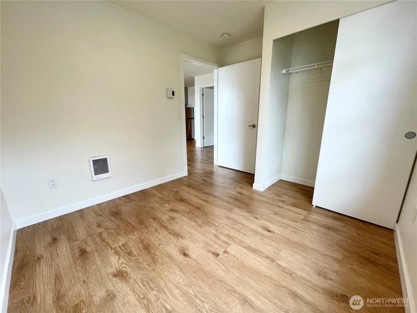 Property photo for 2249 Ne 46th Street, Seattle photo 8