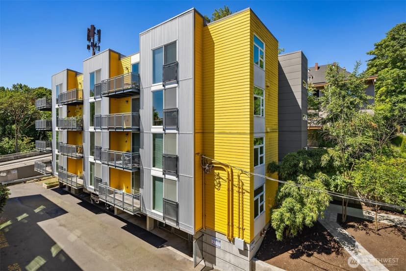 Property photo for 2249 Ne 46th Street, Seattle
