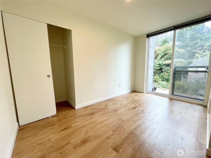 Property photo for 2249 Ne 46th Street, Seattle photo 7