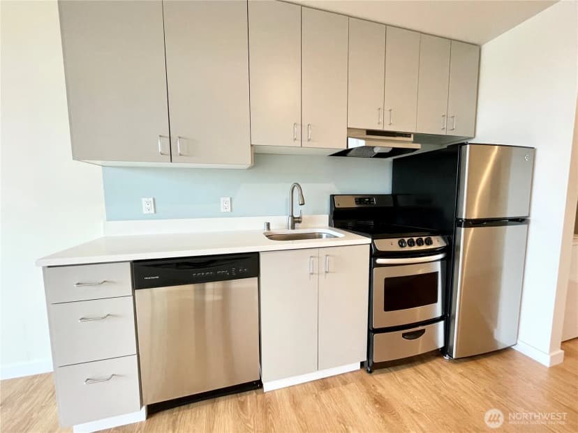 Property photo for 2249 Ne 46th Street, Seattle photo 10