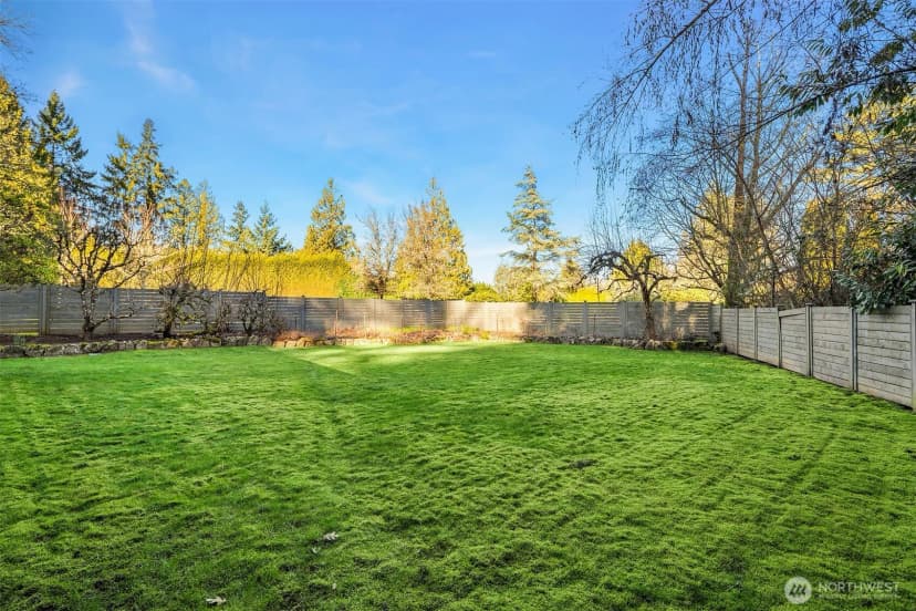 Property photo for 7816 Ne 32nd Street, Medina photo 38
