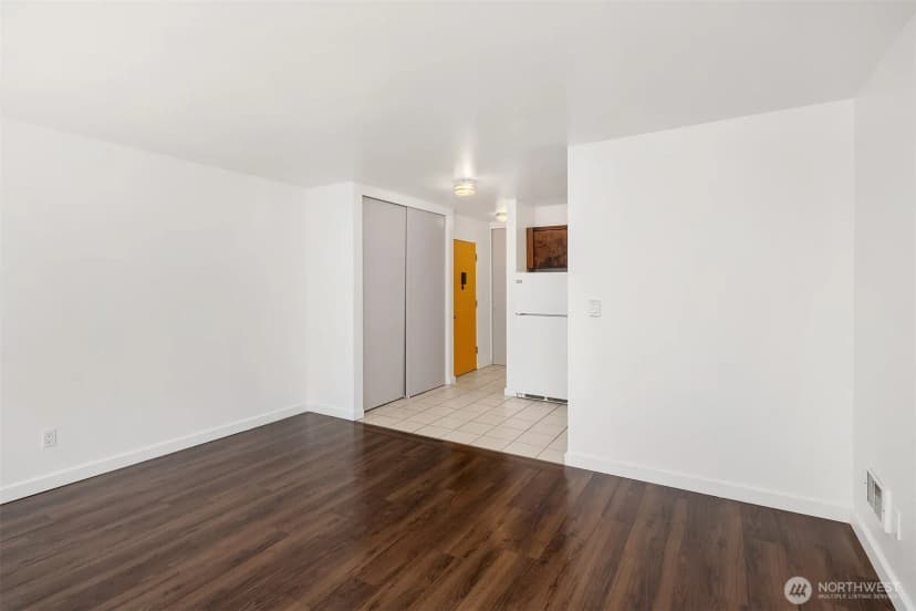 Property photo for 2233 Ne 46th Street, Seattle photo 15