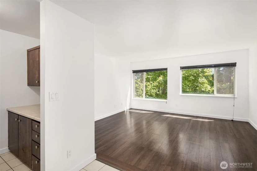 Property photo for 2233 Ne 46th Street, Seattle photo 12