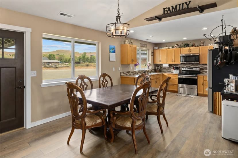 Property photo for 240 Rocky River Road, Ellensburg photo 10