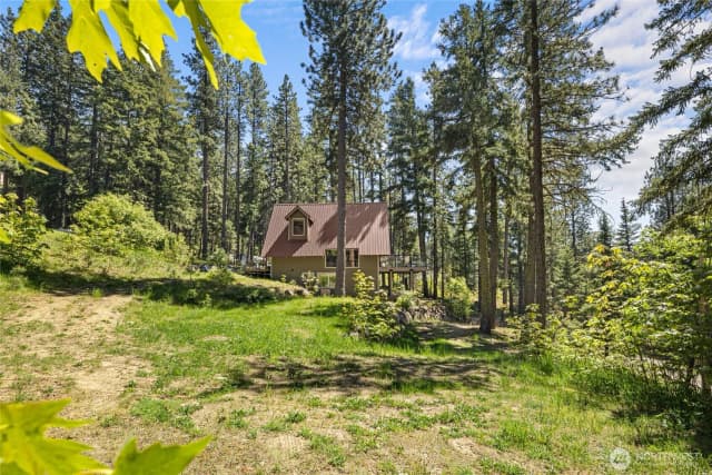 Property photo for 151 Sandstone Drive, Ronald photo 3