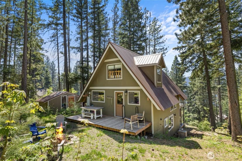 Property photo for 151 Sandstone Drive, Ronald photo 35