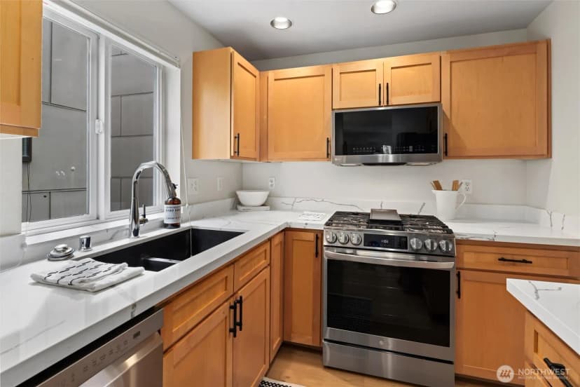 Property photo for 1548 Nw 58th Street Nw #b, Seattle photo 10