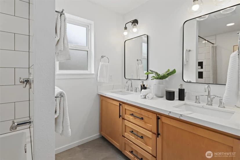Property photo for 1548 Nw 58th Street Nw #b, Seattle photo 16