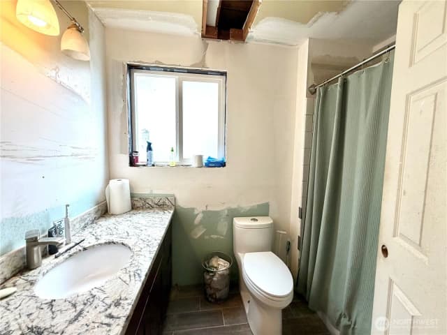 Property photo for 22018 76th Avenue W, Edmonds photo 5