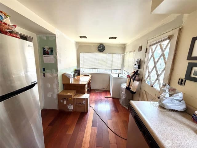 Property photo for 22018 76th Avenue W, Edmonds photo 4