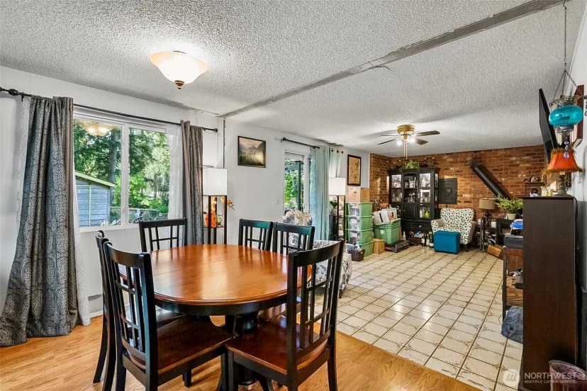 Property photo for 19761 Ne 156th, Woodinville photo 15