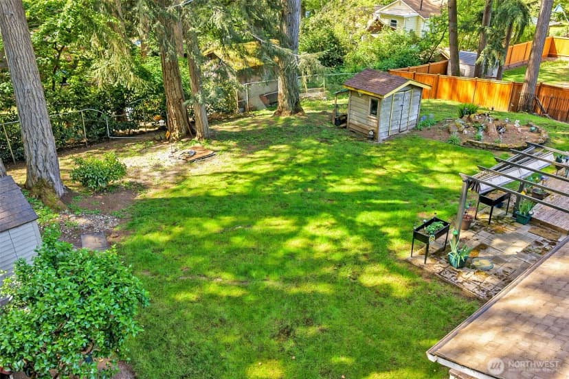Property photo for 19761 Ne 156th, Woodinville photo 28