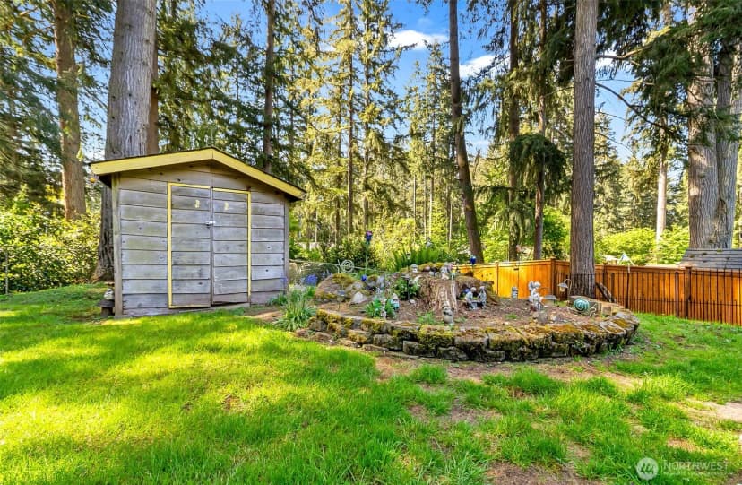 Property photo for 19761 Ne 156th, Woodinville photo 29