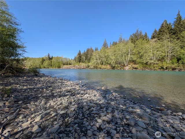 Property photo for 999 Hoh River Park Drive, Forks