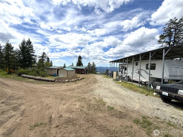 Property photo for 19 Union Ridge Spur Road, Republic photo 4