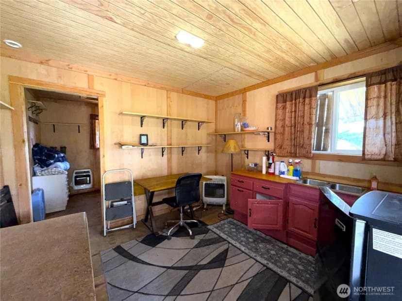 Property photo for 19 Union Ridge Spur Road, Republic photo 7