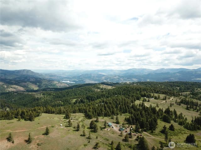Property photo for 19 Union Ridge Spur Road, Republic photo 2