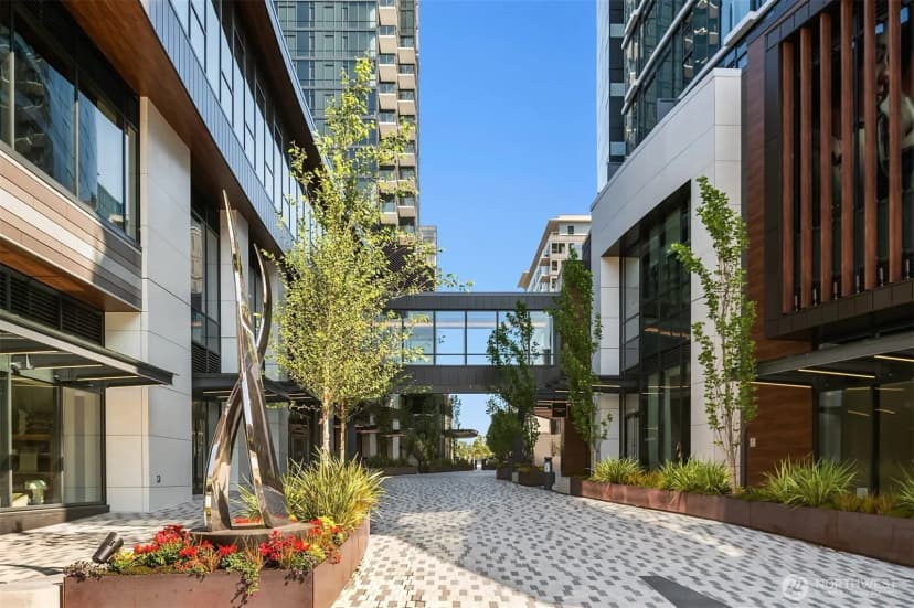 Property photo for 838 Avenue Square Ne #1102, Bellevue photo 22