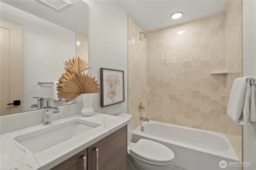 Property photo for 724 N 36th Street, Seattle photo 28