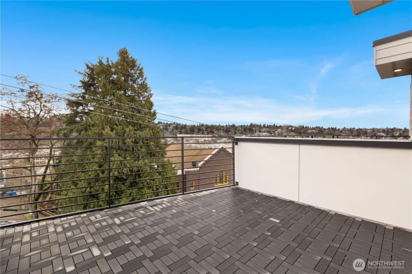 Property photo for 724 N 36th Street, Seattle photo 32