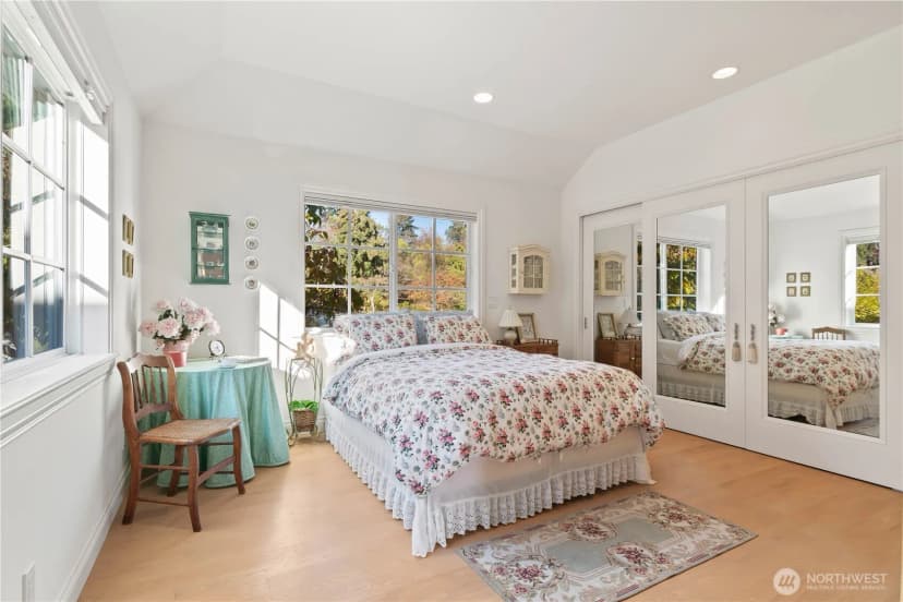 Property photo for 4205 Sw Point Robinson Road, Vashon photo 19