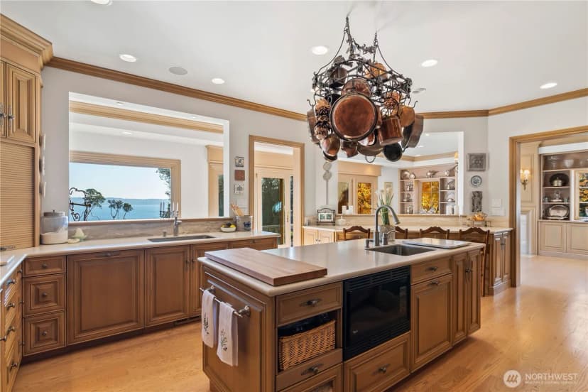 Property photo for 4205 Sw Point Robinson Road, Vashon photo 13