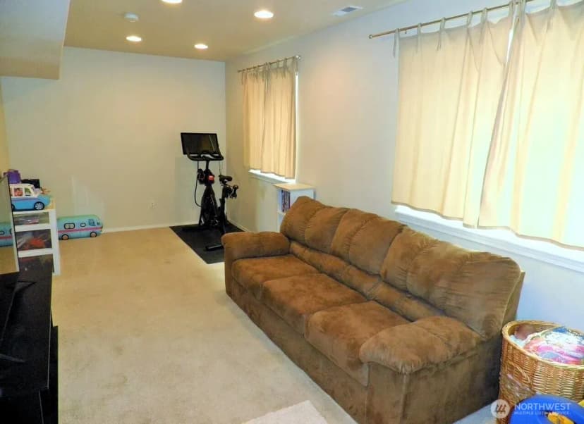 Property photo for 2357 Nw Ridgeline Drive, Pullman photo 13