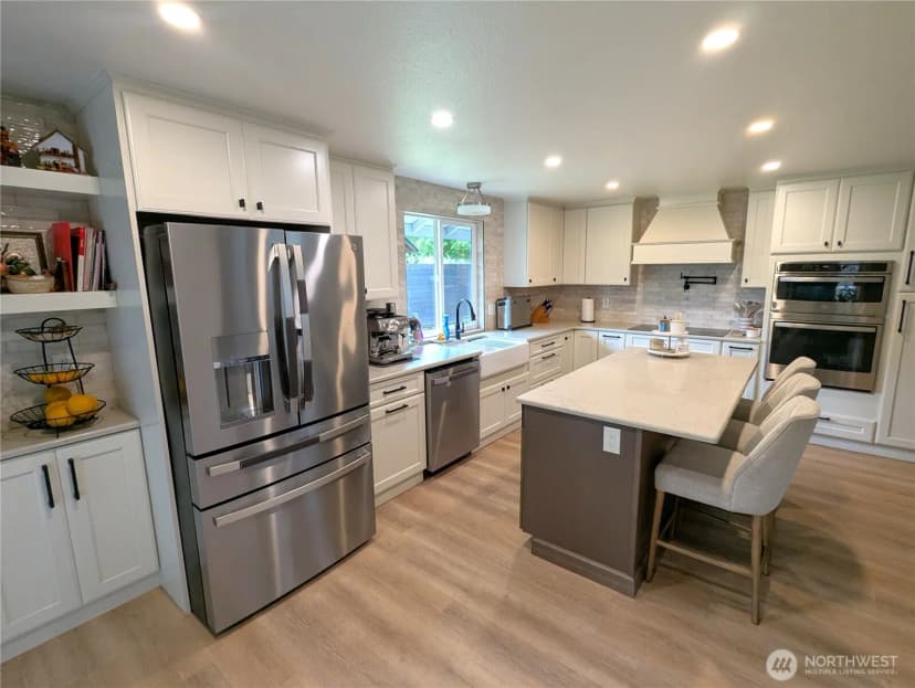 Property photo for 5808 Woodlake Drive W, University Place photo 5
