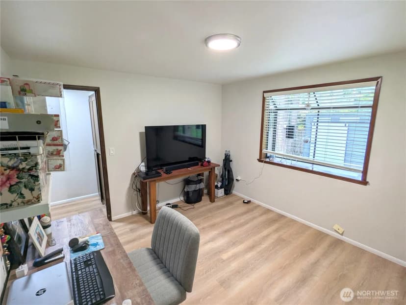 Property photo for 5808 Woodlake Drive W, University Place photo 19