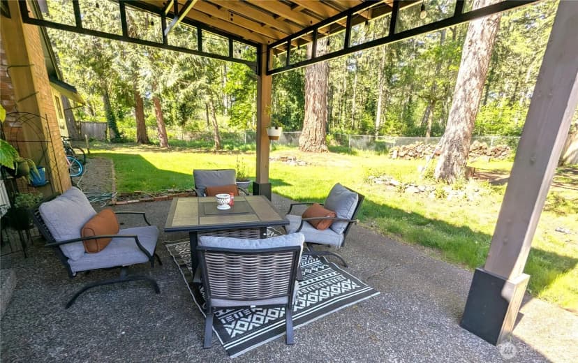 Property photo for 5808 Woodlake Drive W, University Place photo 4