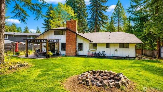 Property photo for 5808 Woodlake Drive W, University Place photo 3