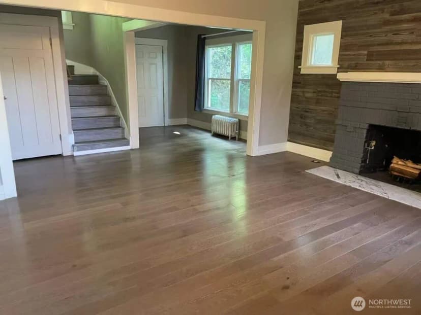 Property photo for 1606 Lakeview Boulevard E, Seattle photo 7