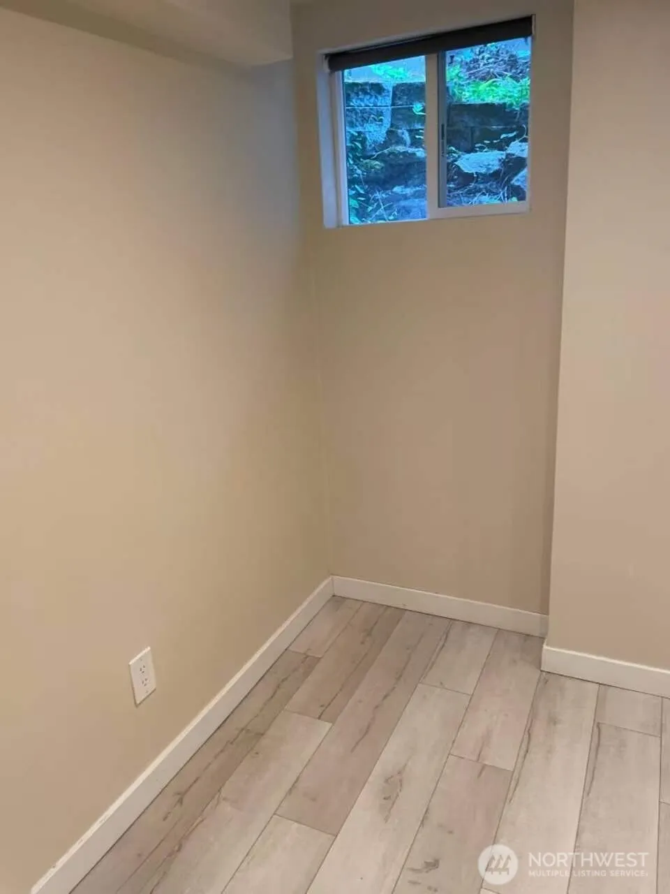 Property photo for 1606 Lakeview Boulevard E, Seattle photo 15