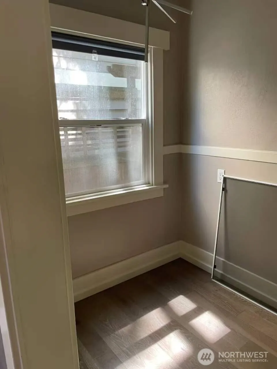 Property photo for 1606 Lakeview Boulevard E, Seattle photo 8