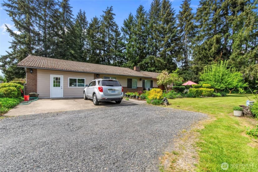 Property photo for 3903 Harrison Avenue, Centralia photo 2