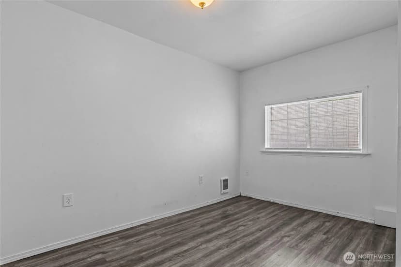 Property photo for 3903 Harrison Avenue, Centralia photo 15