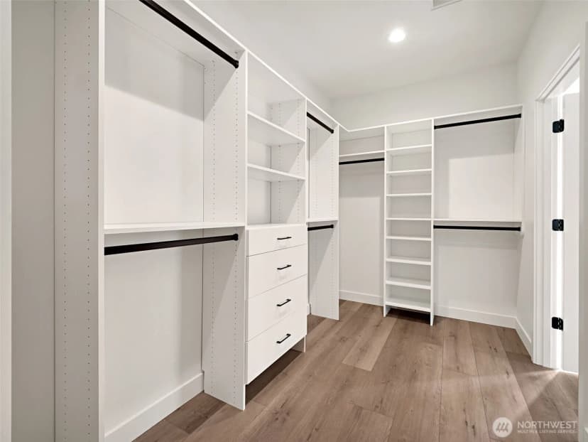 Property photo for 8128 12th Avenue Sw #a, Seattle photo 12