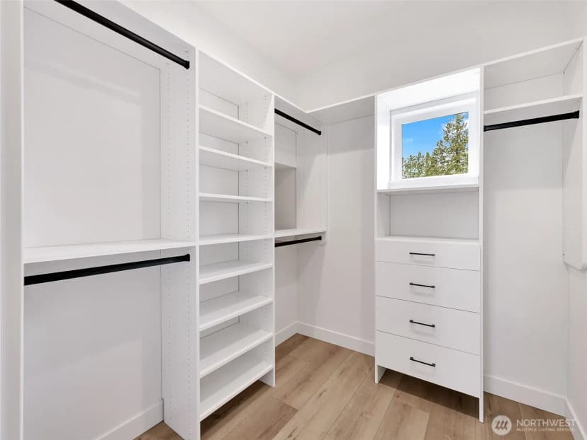 Property photo for 8128 12th Avenue Sw #a, Seattle photo 13
